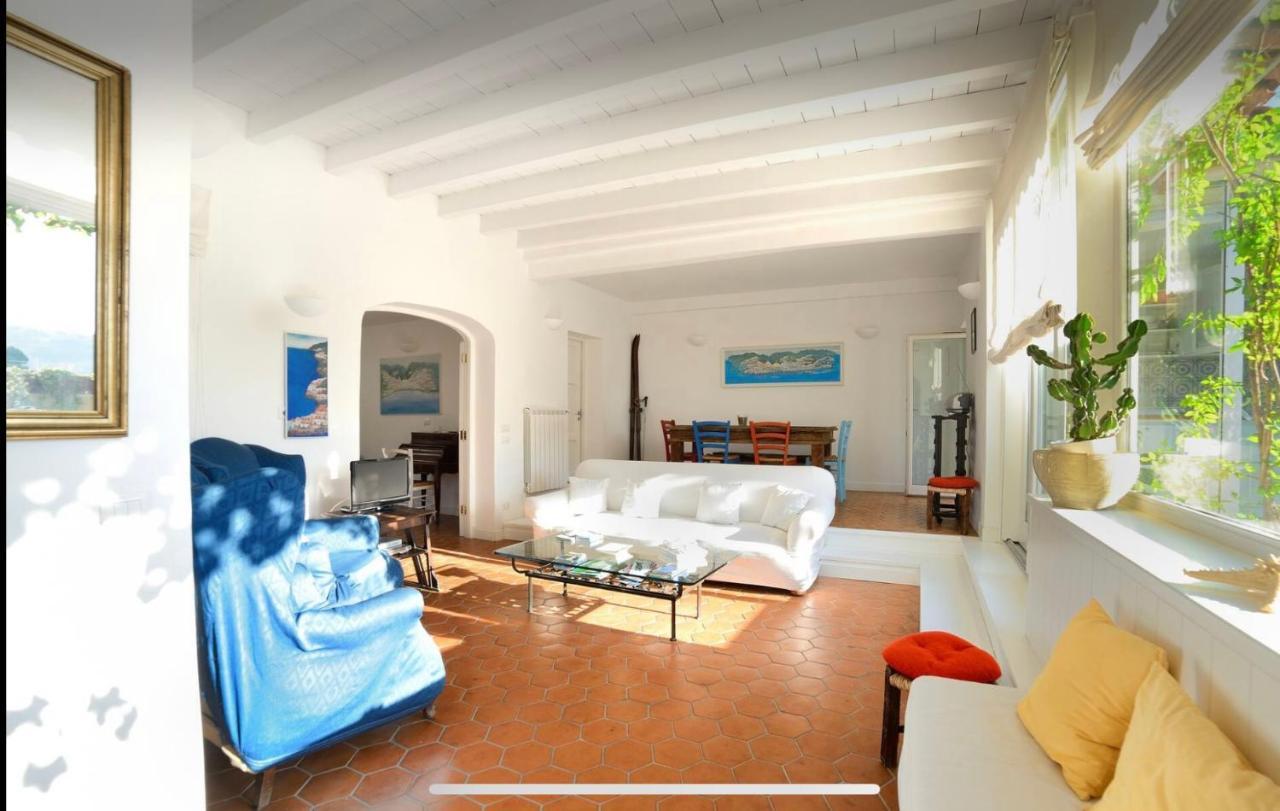 Apartamento Le Terrazze Di Chiaia Nápoles Exterior foto
